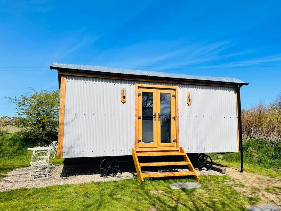 The Hut@Trefechan Wen - Coastal Coziness! Goodwick Extérieur photo